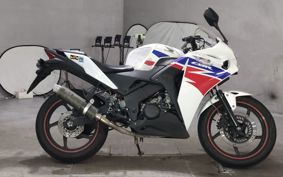 HONDA CBR125R JC50
