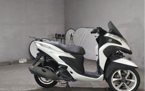 YAMAHA TRICITY 125 SE82J