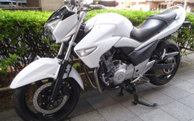 SUZUKI GSR250 GJ55D