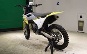 HUSQVARNA FC450