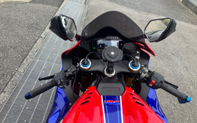 HONDA CBR1000RR-R FB SP 2024 SC82