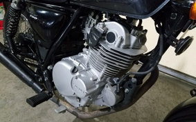 SUZUKI GLASS TRACKER BIG BOY NJ4BA