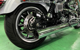 HARLEY HARLEY FXDL1580 2015 GN4