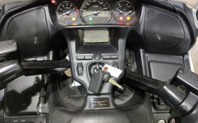 HONDA GL 1800 GOLD WING SC68