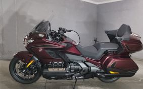 HONDA GL1800 TOUR DCT SC79