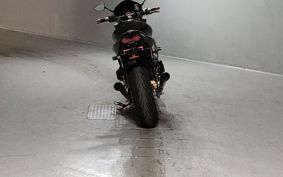 KAWASAKI Z1000 ZRT00A