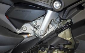 DUCATI PANIGALE V4 S 2025