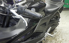 YAMAHA YZF-R25 2025 RG43J