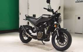 HUSQVARNA SVARTPILEN 125