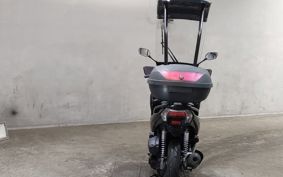 YAMAHA TRICITY 125 SE82J