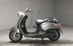 YAMAHA VINO125 SE24
