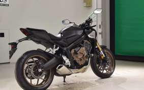 HONDA CB650R E-Clutch 2025