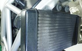 HONDA VTR 250 Gen. 2 2023 MC33