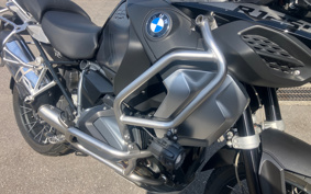 BMW R1250GS ADVENTURE 2022 0M11