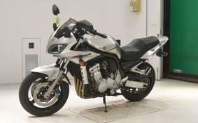 YAMAHA FZS1000 FAZER 2004