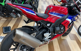 HONDA CBR1000RR-R FB 2024 SC82