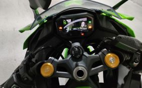 KAWASAKI  NINJA ZX-4RR ZX400P