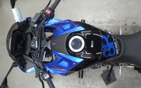 SUZUKI GSX-8R 2025