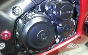 SUZUKI GSX-S1000F 2015