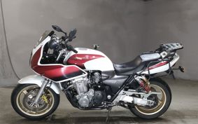 HONDA CB1300SF SUPER FOUR SC40