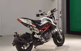 BENELLI TNT125