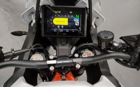 KTM 1290 SUPER  ADVENTURE R V5940