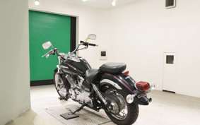 YAMAHA DRAGSTAR 250 VG02J