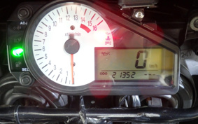 SUZUKI GSX-R750 2001 BD111