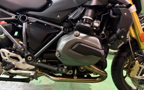 BMW R1200R 2019 0A04