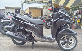 YAMAHA TRICITY 125 SE82J