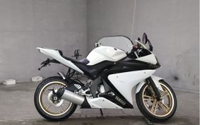 YAMAHA YZF-R125 RE06