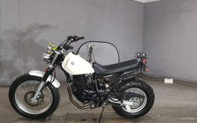 YAMAHA TW225 DG09J