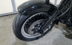 HARLEY FLSTFBS 2017 JT9
