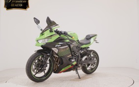 KAWASAKI ZX-25R ZX250E
