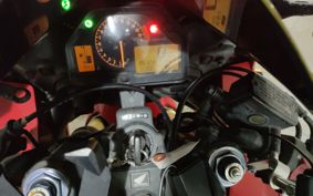 HONDA CBR600RR 2005 PC37