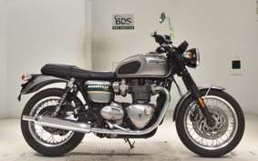 TRIUMPH BONNEVILLE T120 2022