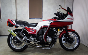 HONDA CB750F INTEGRA 1985 RC04
