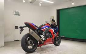 HONDA CBR1000RR R 2021 SC82