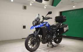 SUZUKI Vｽﾄﾛｰﾑ250A 1998