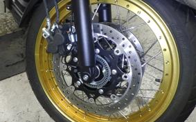 SUZUKI Vｽﾄﾛｰﾑ650XTA 2026 C733M