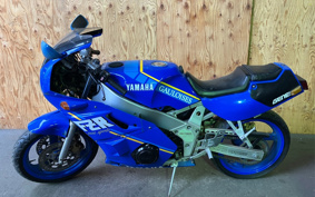 YAMAHA FZR400 1WG