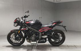 TRIUMPH STREET TRIPLE R 2020 HDA544