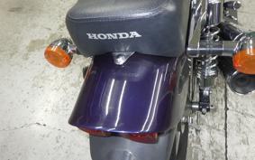 HONDA V45 MAGNA 1989 RC28