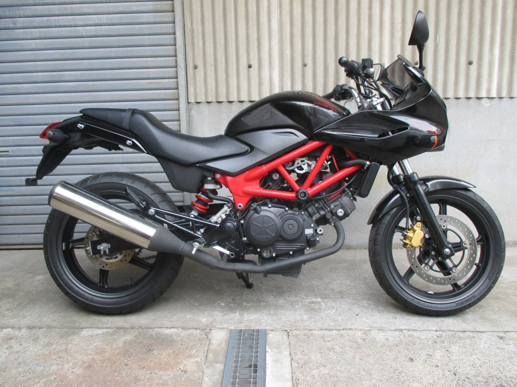 Фото Honda VTR 250 F 2013 с японского аукциона