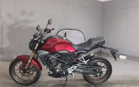 HONDA CB250R MC52