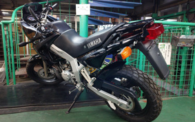 YAMAHA TDR125 DE04