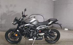 TRIUMPH STREET TRIPLE R 2023 HDA604
