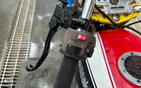 SUZUKI GSX250 ZR250C