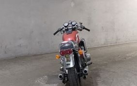 SUZUKI GT750 GT750B