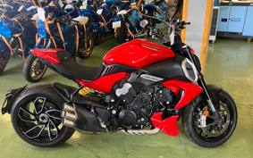 DUCATI DIAVEL V4 2023 3G00